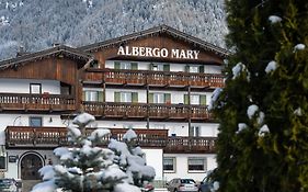 Hotel Mary